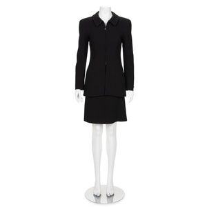 VINTAGE. F/W 1997 Chanel Wool Skirt Suit - Size FR 36 (~US 6) - So Chic!